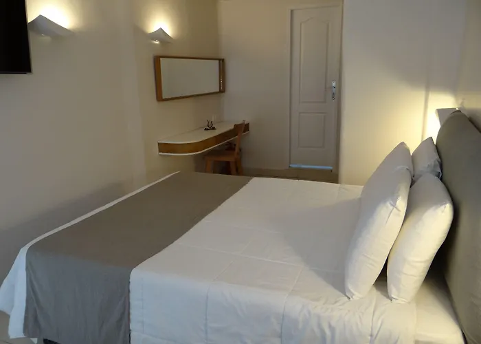 Amaze Suites