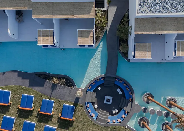 Cresanto Luxury Suites